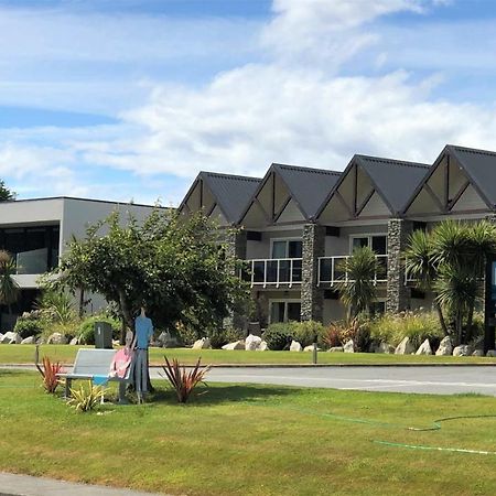 Fiordland Lakeview Motel And Apartments Те Анау Екстериор снимка